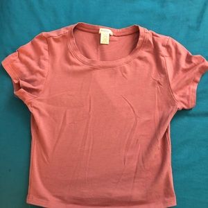 pink tee
